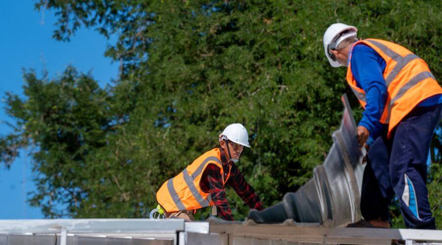 Professional metal roof installation in Eastford, CT